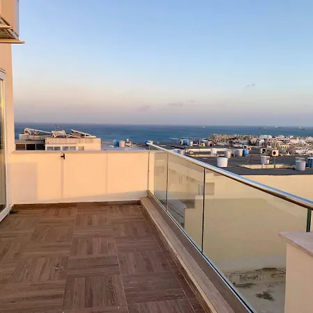 Luxury Penthouse Marsaskala 公寓